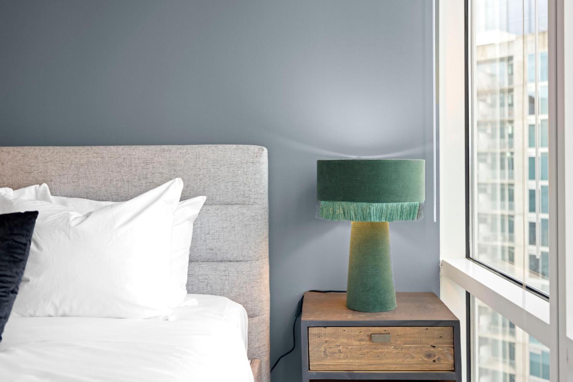 Placemakr Premier Sobro NashvilleNashville  Kültér fotó A table lamp